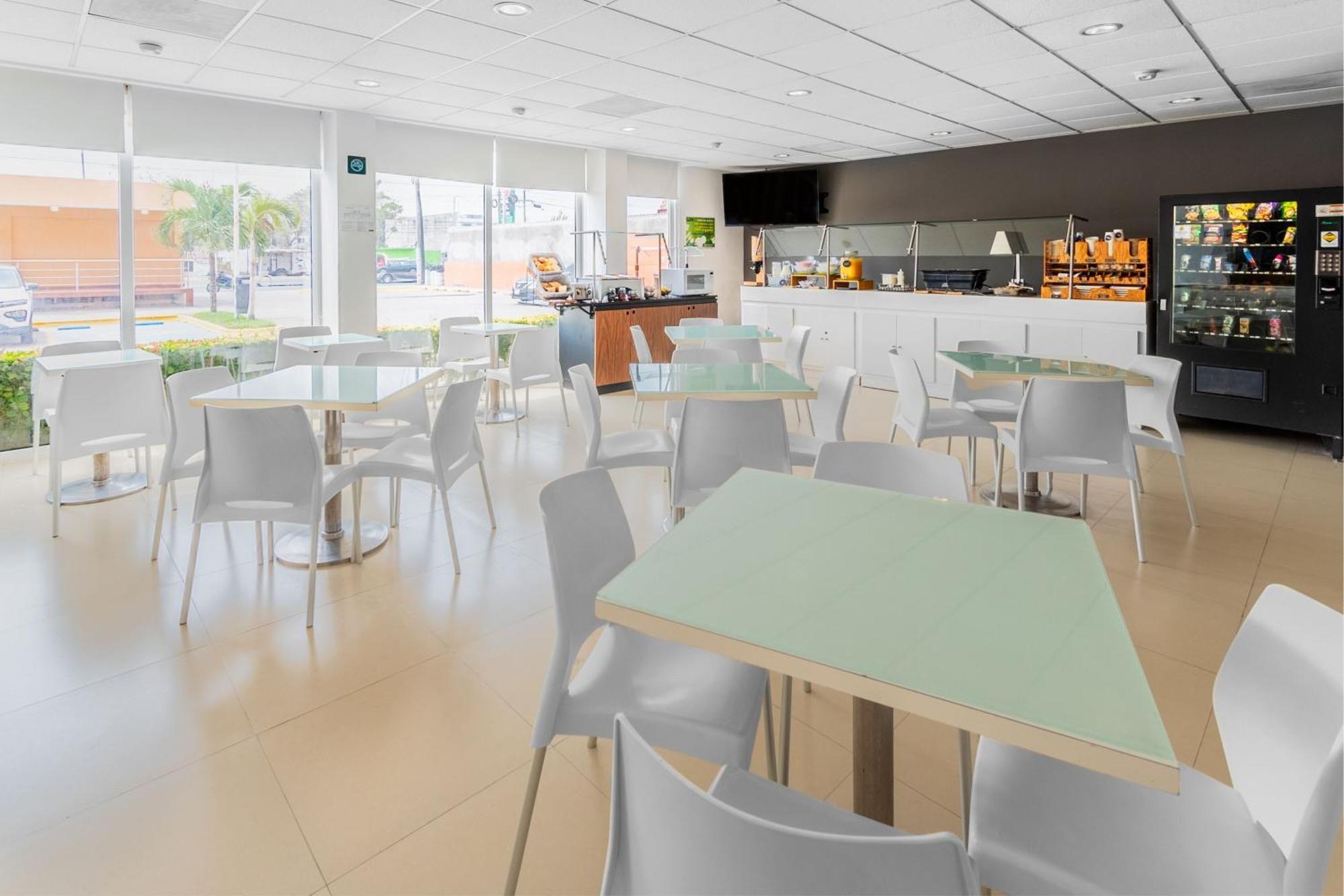 City Express Junior By Marriott Veracruz Aeropuerto Екстер'єр фото